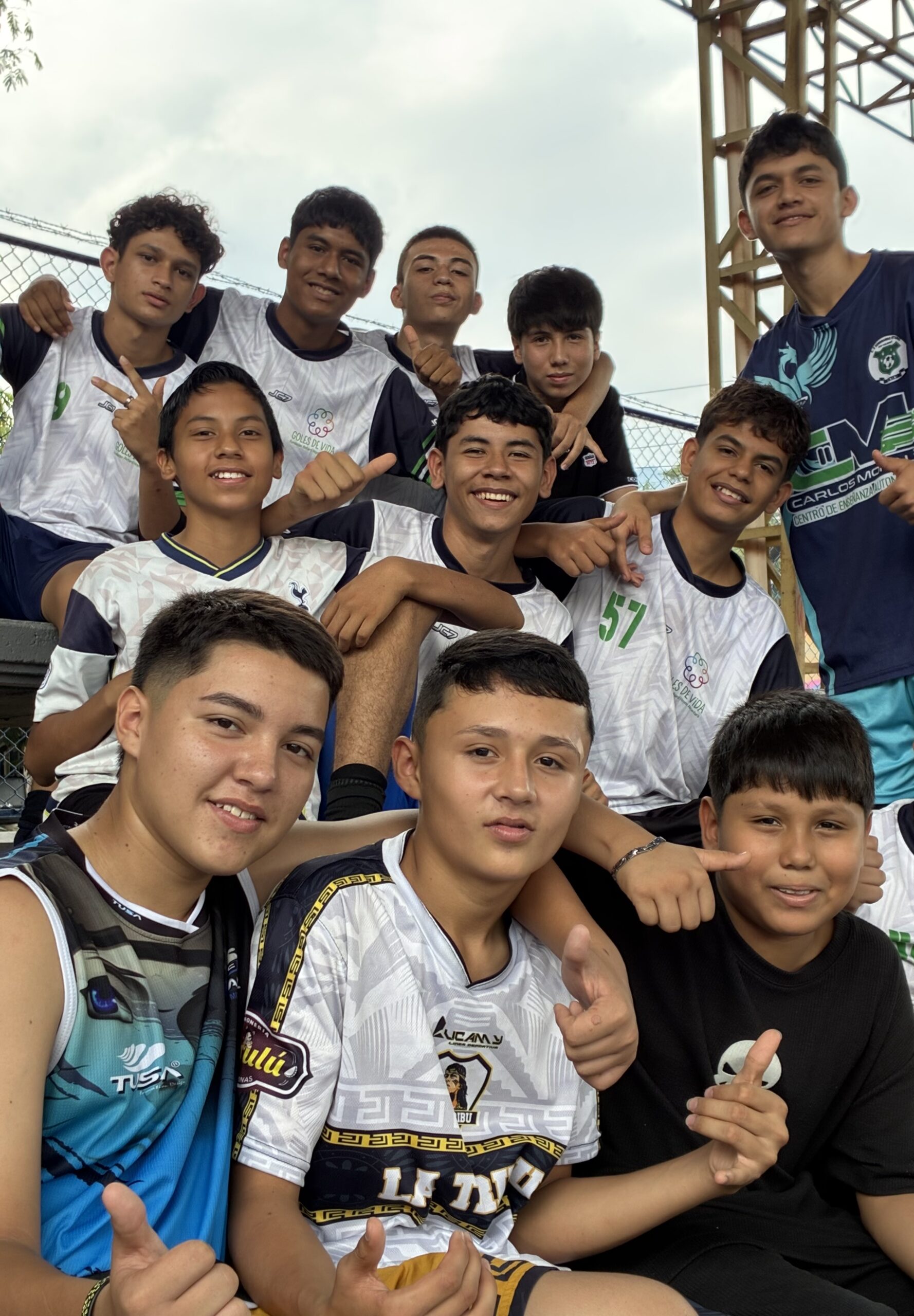 Niños participantes de la Fundación Goles de Vida